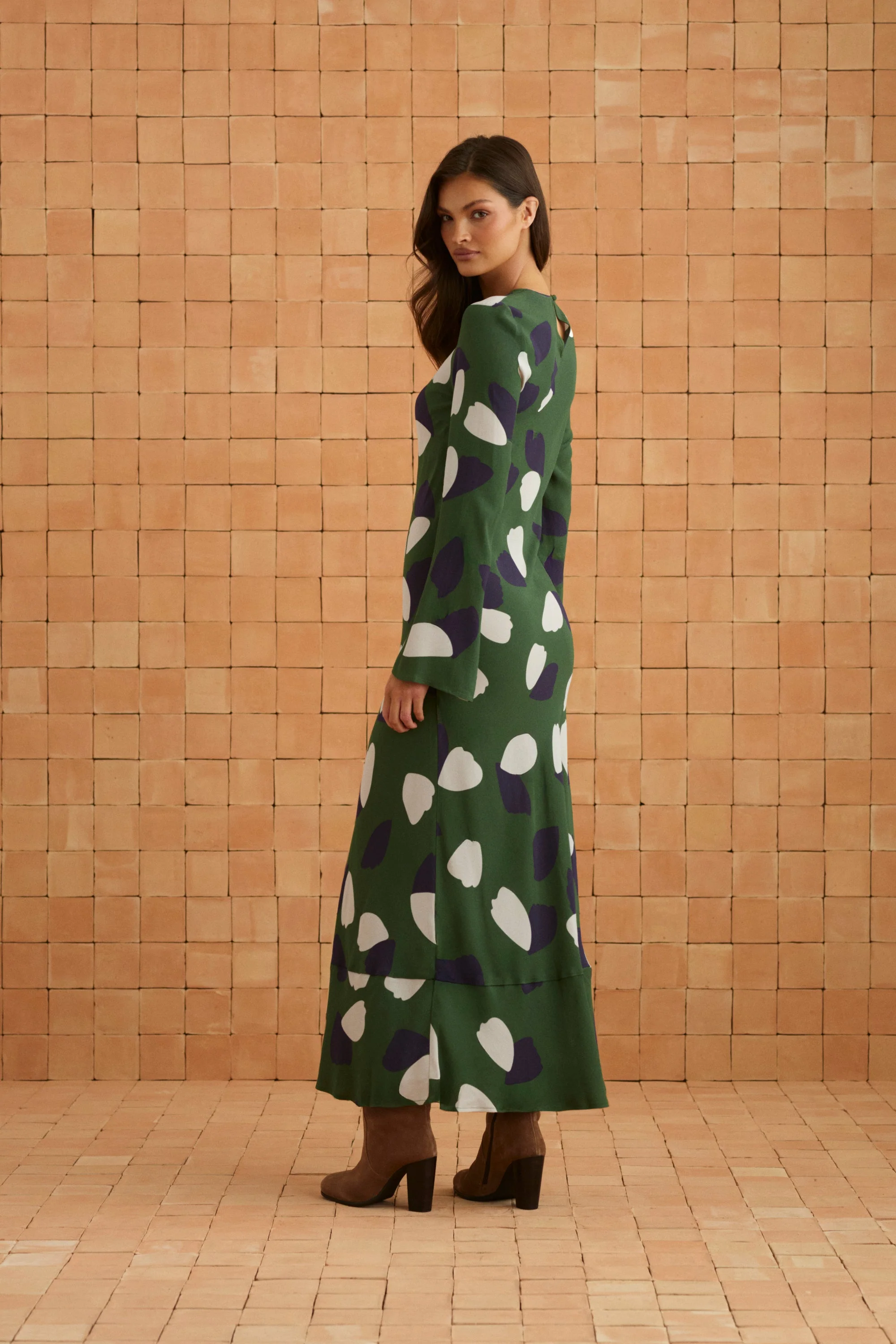Anouk Dress In Verbena - Image 3