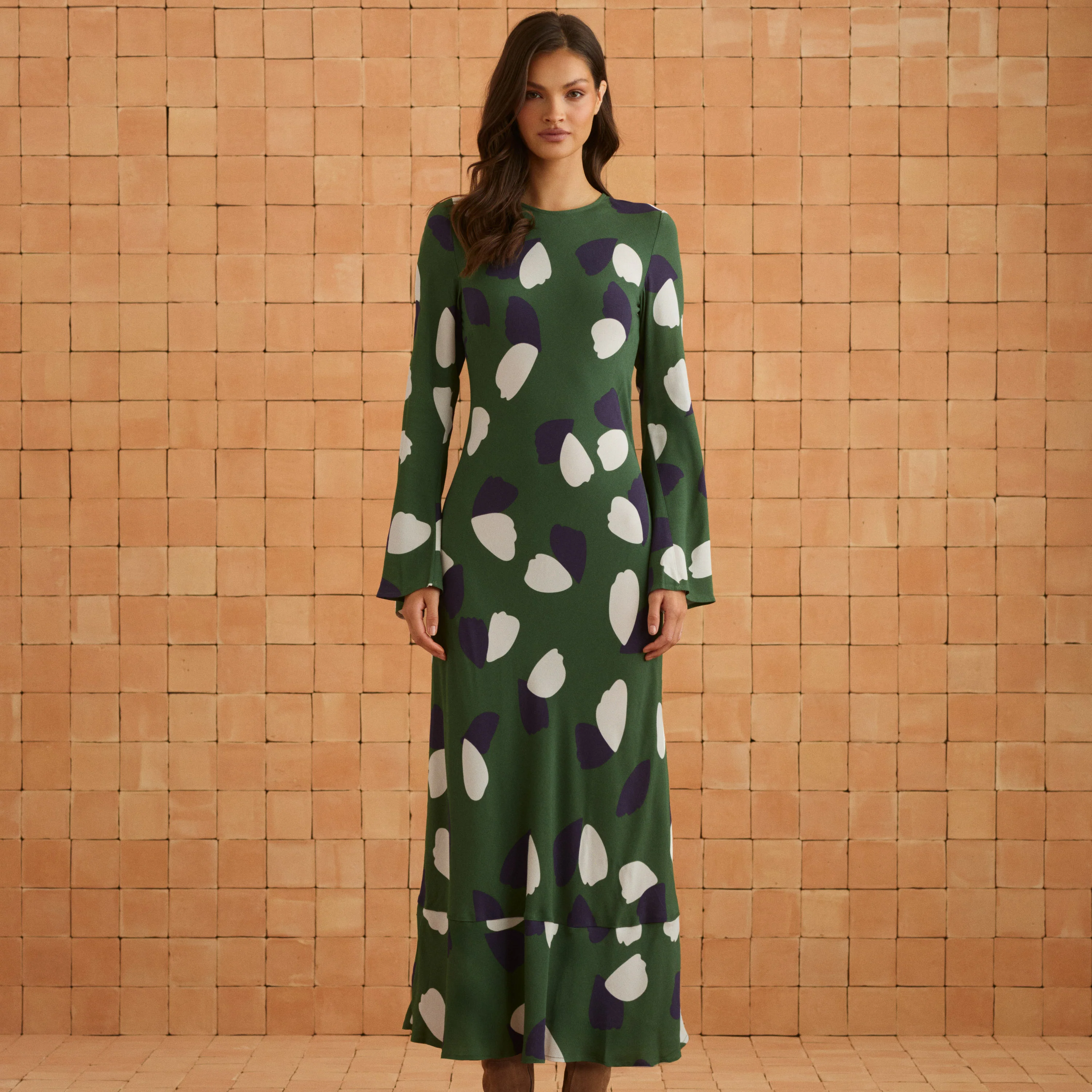 Anouk Dress In Verbena - Image 8