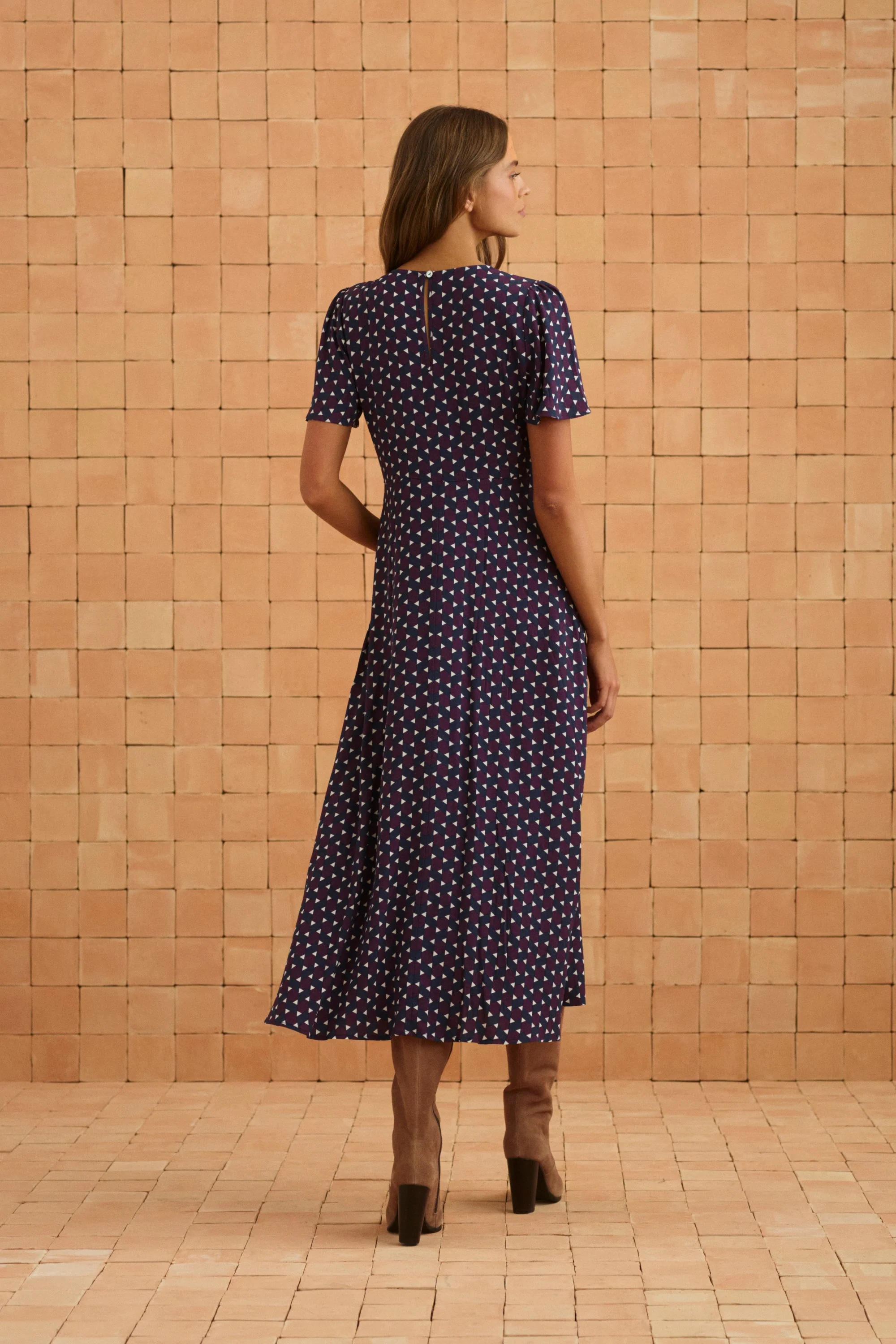 Brydie Dress In Yarrow - Image 4
