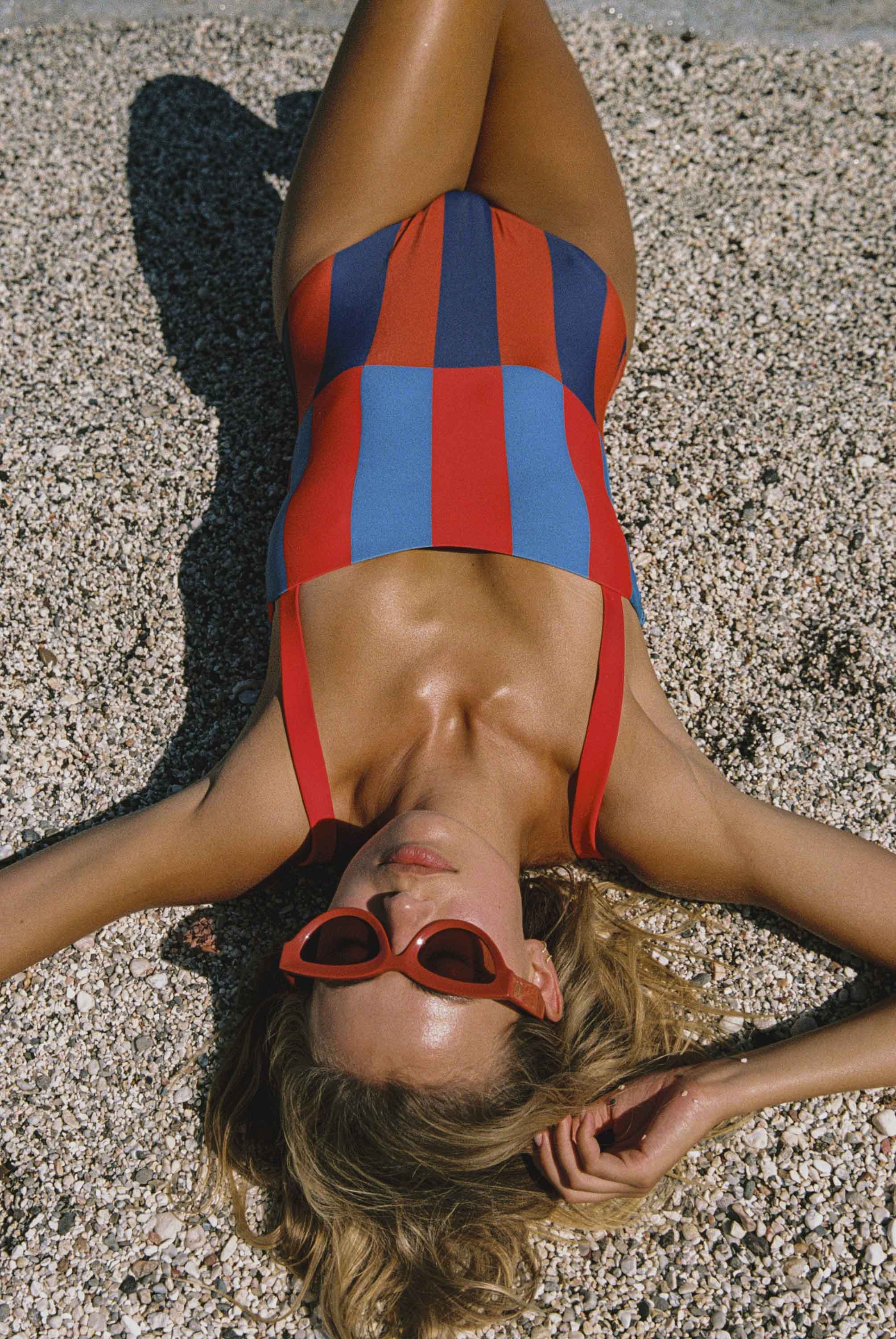Daisy One Piece In Horizon - Image 3