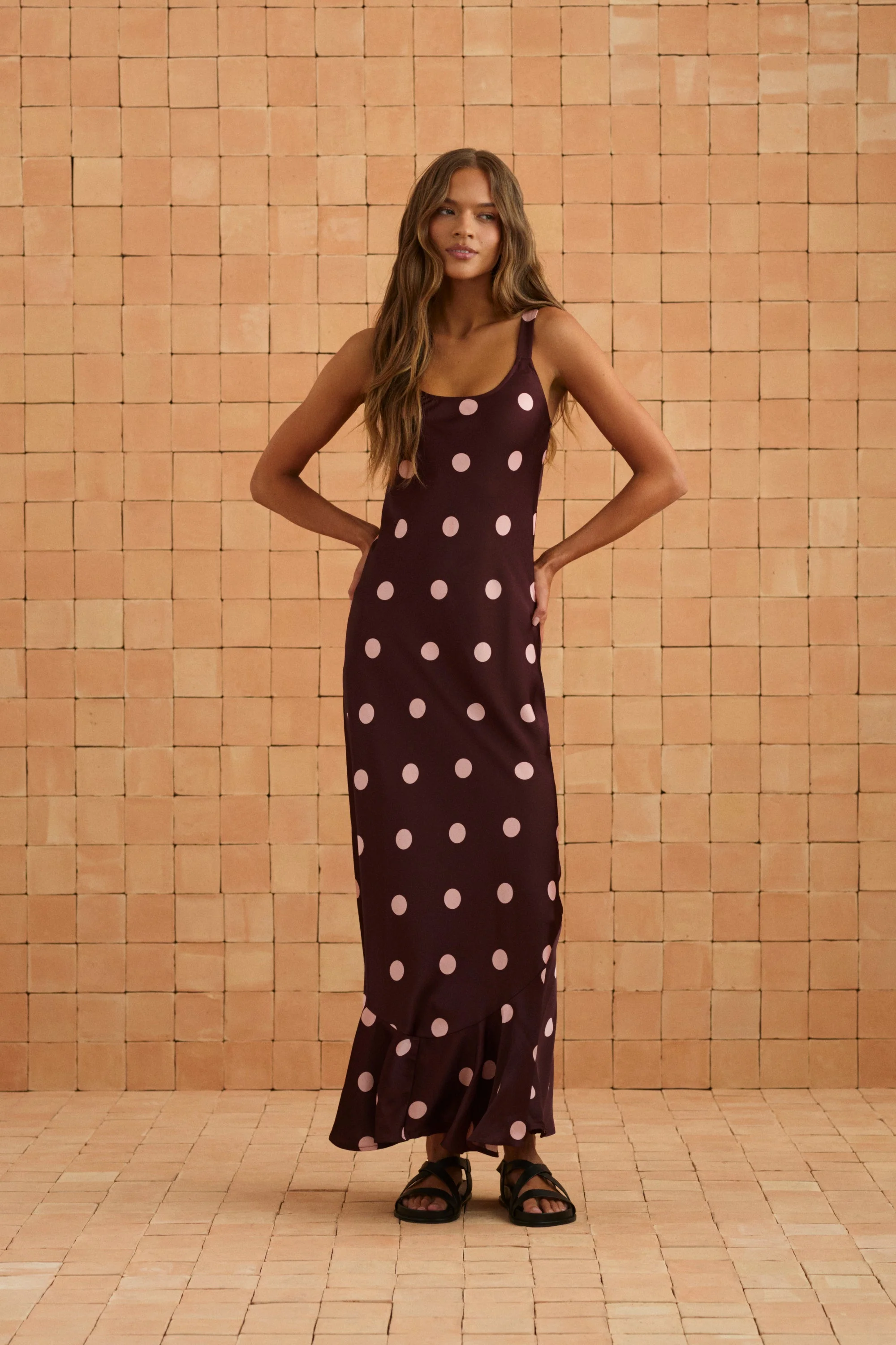 Gia Dress In Peppercorn - Image 5