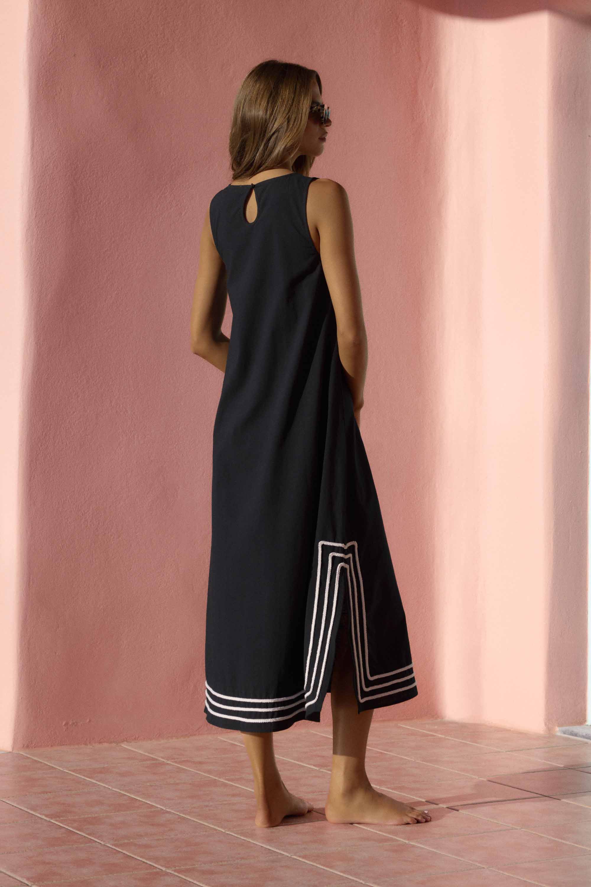Margot Dress In Nero - Image 3