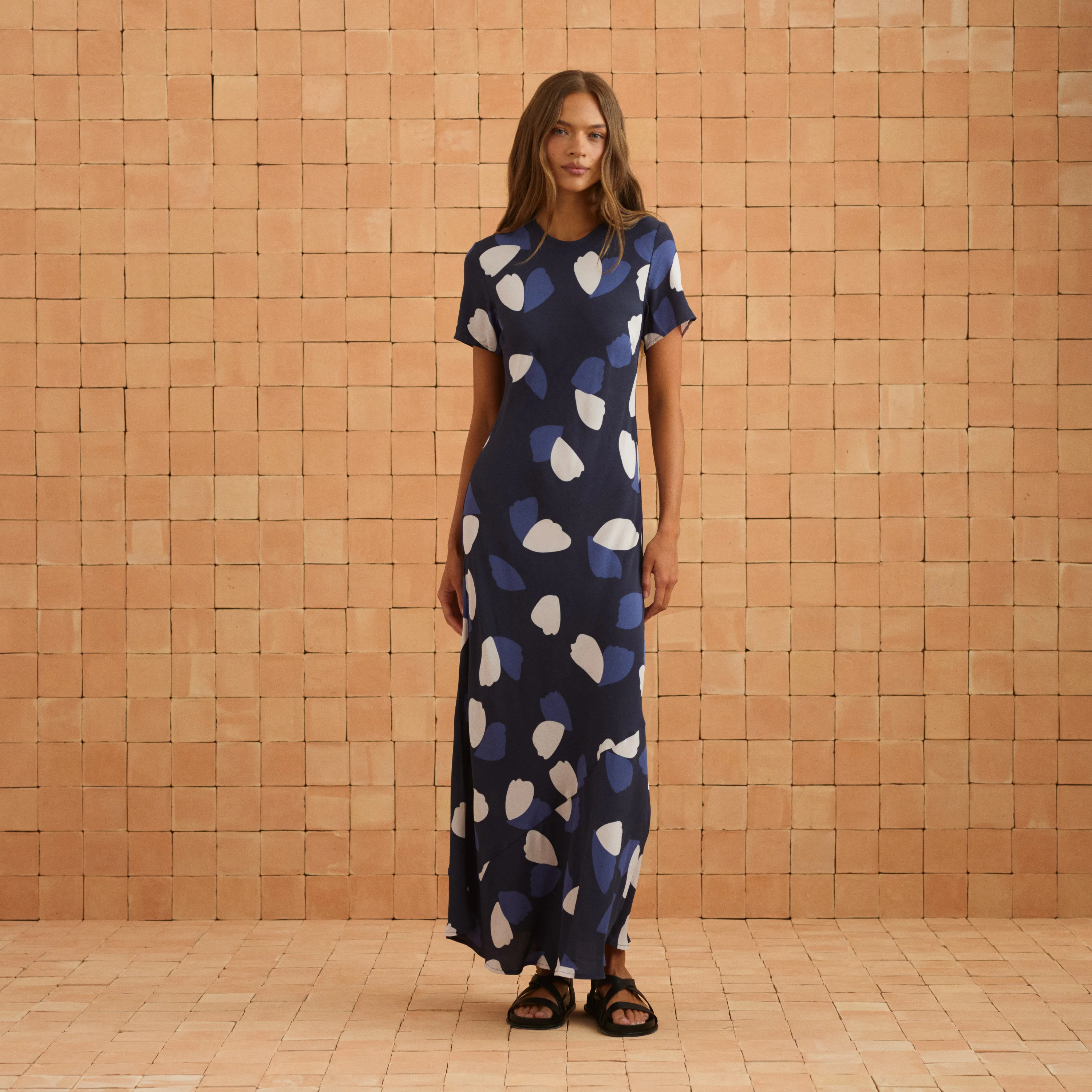 Roma Dress In Nigella - Image 10